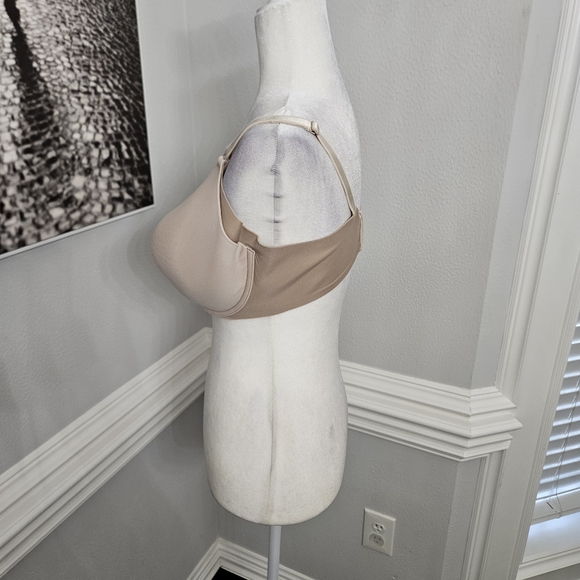 Olga No Side Effects Underwire Contour Bra GB0561A 40DD nude - Picture 5 of 8